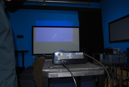 mitsubishi hc 3800 grobi leinwand (500 x 336)