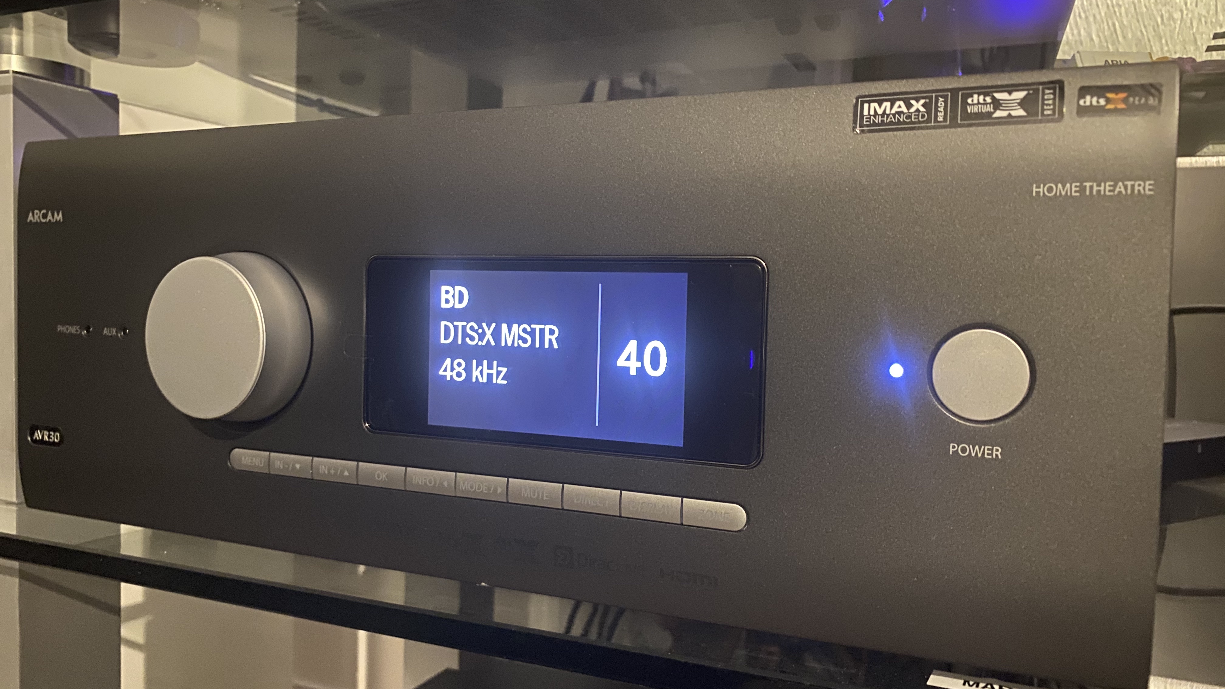 Arcam AVR 30 - AV Receiver bei uns in der Ausstellung vorführbereit