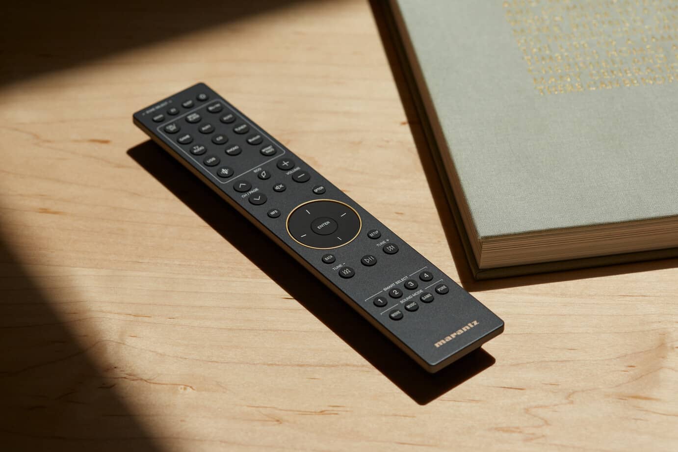 Low-Marantz-AVR-Cinema-50-30 GrobiTV - Marantz CINEMA 60 - 9.4-Kanal-AV-Verstärker Fernbedienung