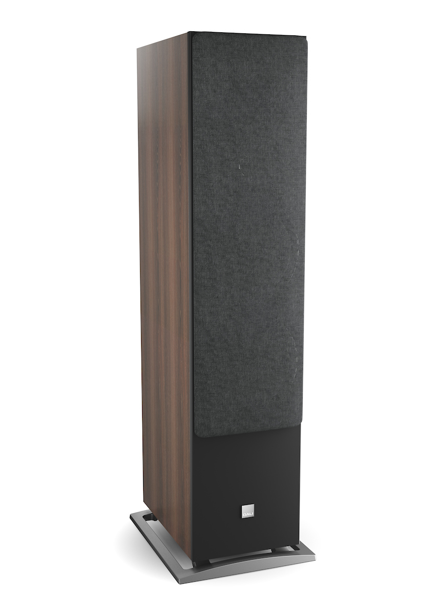 Oberon-9_Walnut_Grille