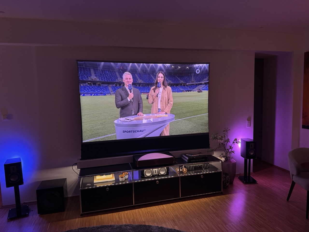 Unser Laser TV Ratgeber – Alles was Sie zum Laser TV wissen müssen