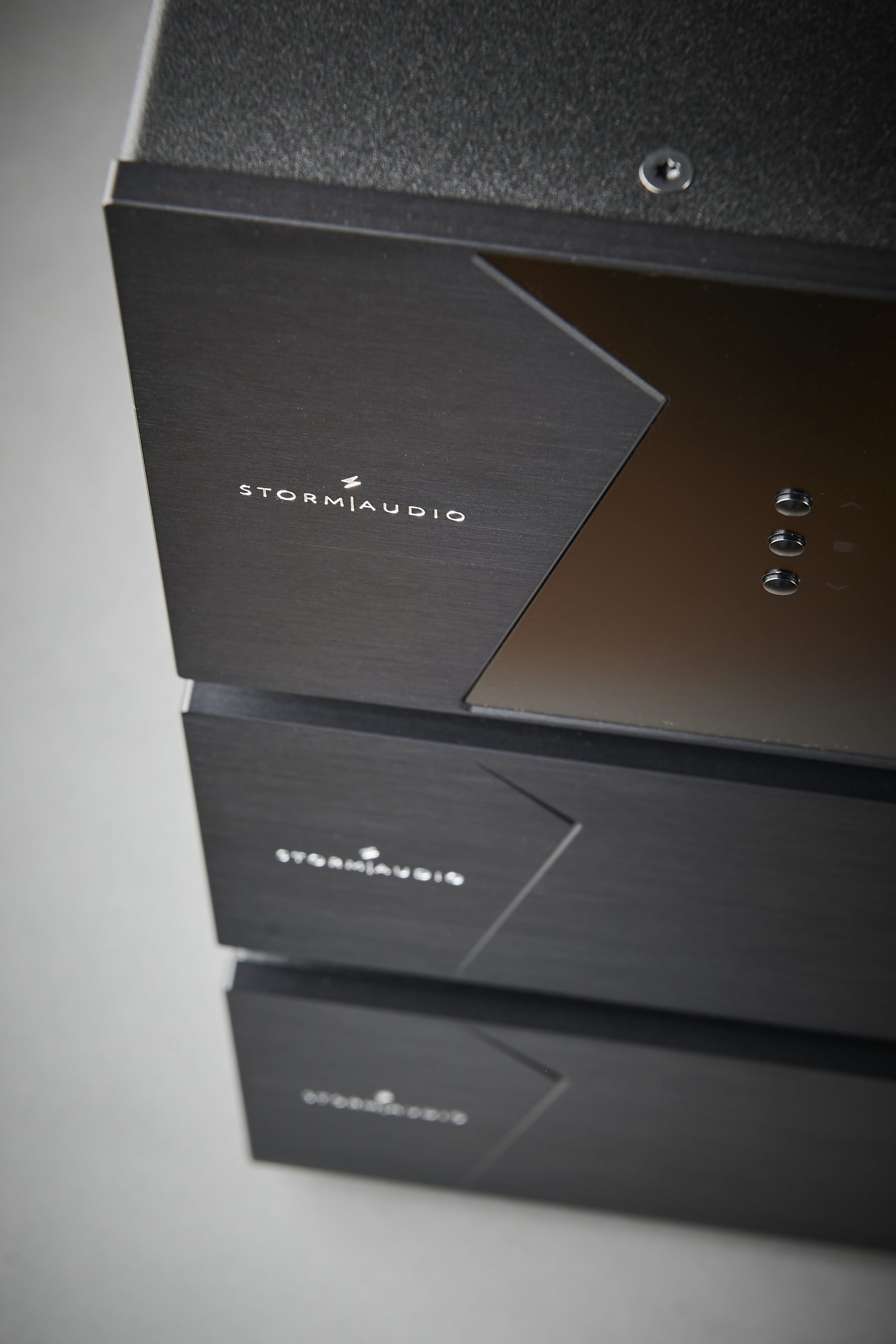 StormAudio PA 16 | HighEnd 16-Kanal Endstufe