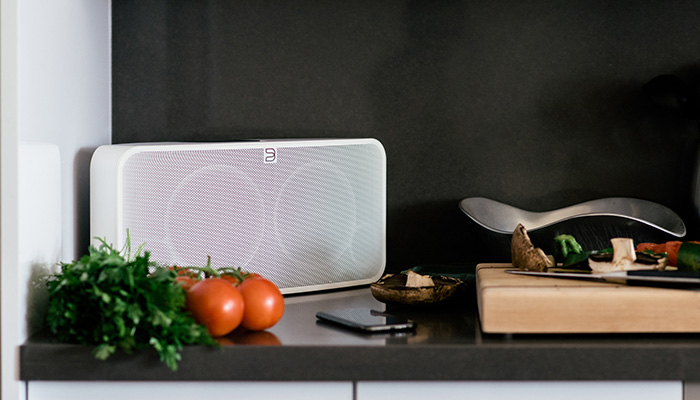 bluesound-Pulse2i-kitchen-speaker5ccb5ed38e7c0