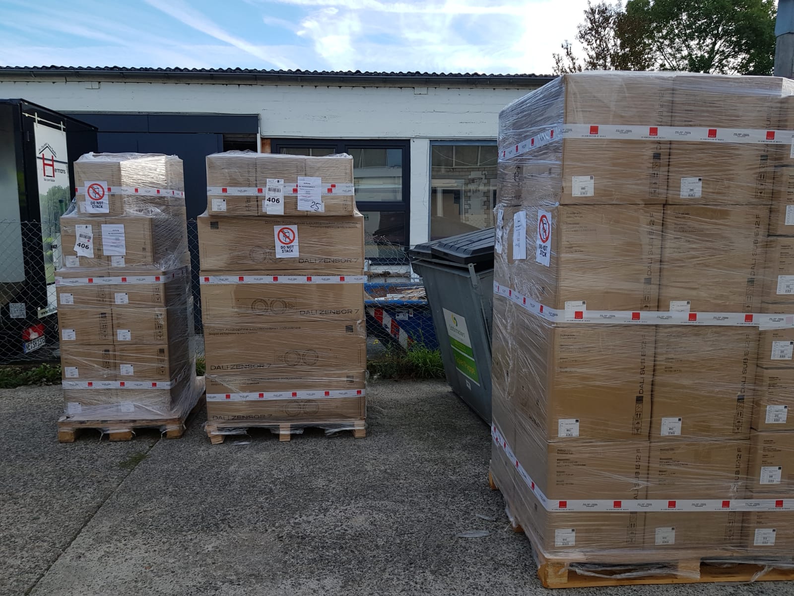 Unsere letzte DALI Zensor Lieferung ist eingetroffen
