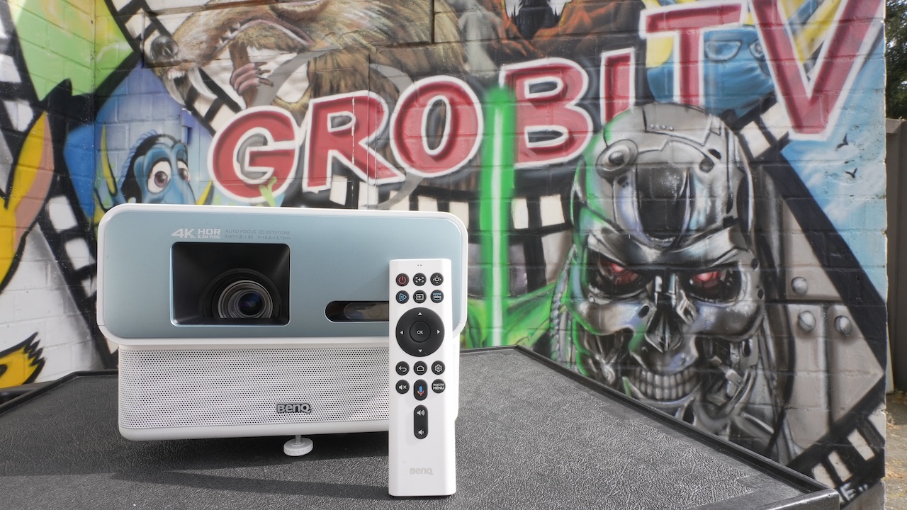 Benq Projektor W 4000 - hell, kontrastreich, langlebig dank LED Technik