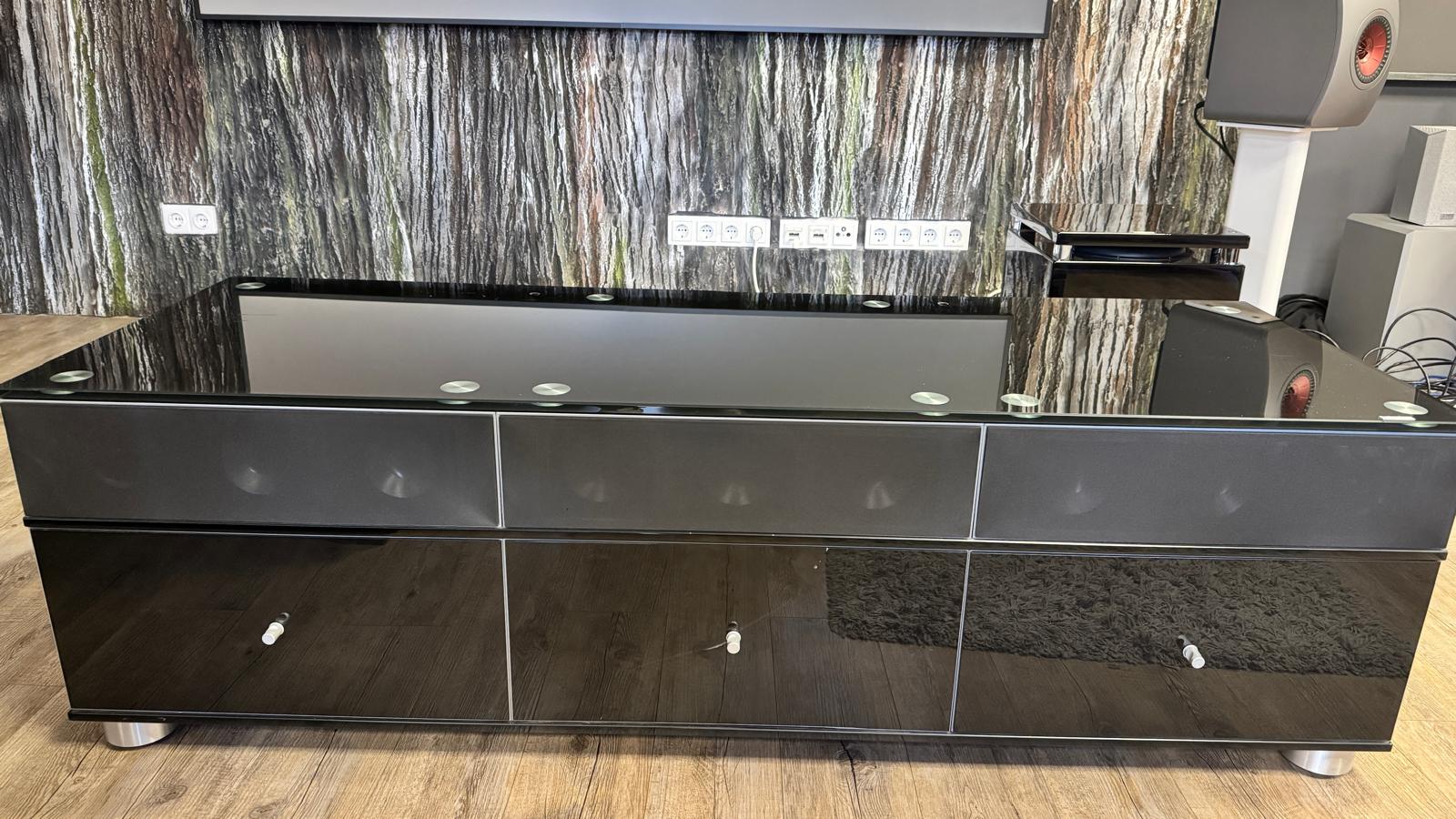 Spectral Closed | Aussteller (D)