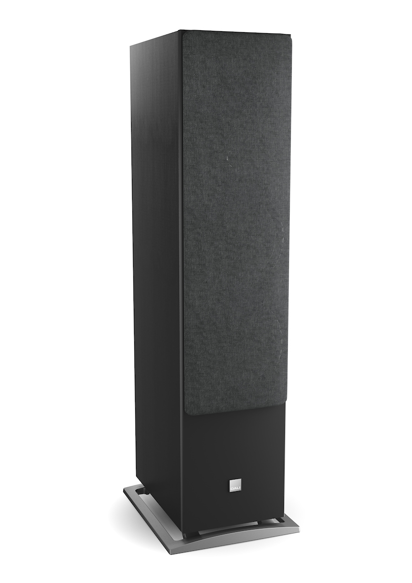 Oberon-9_Black_Grille