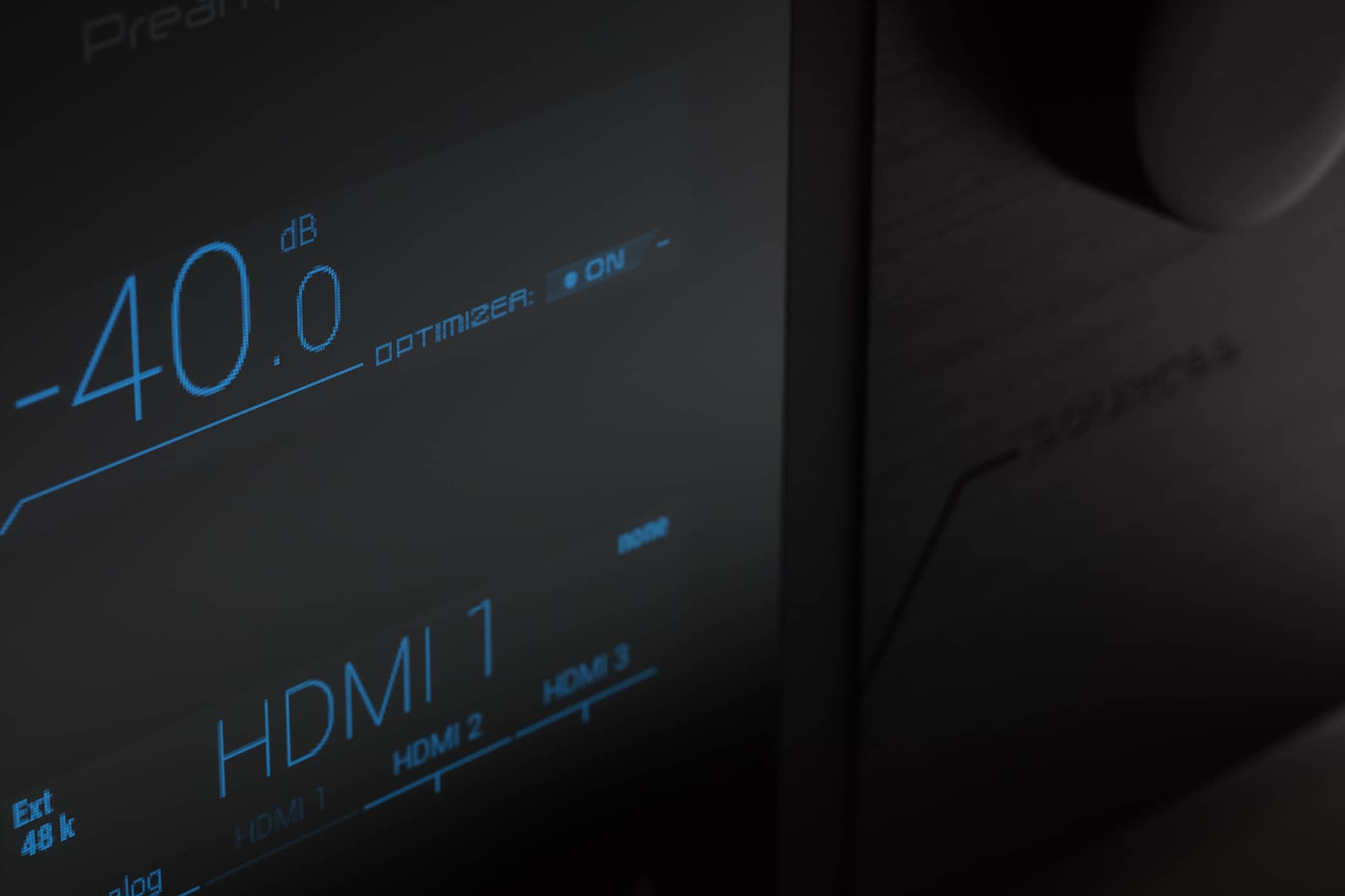 Trinnov Altitude 32 A/V Prozessor schwarz Frontansicht Detail