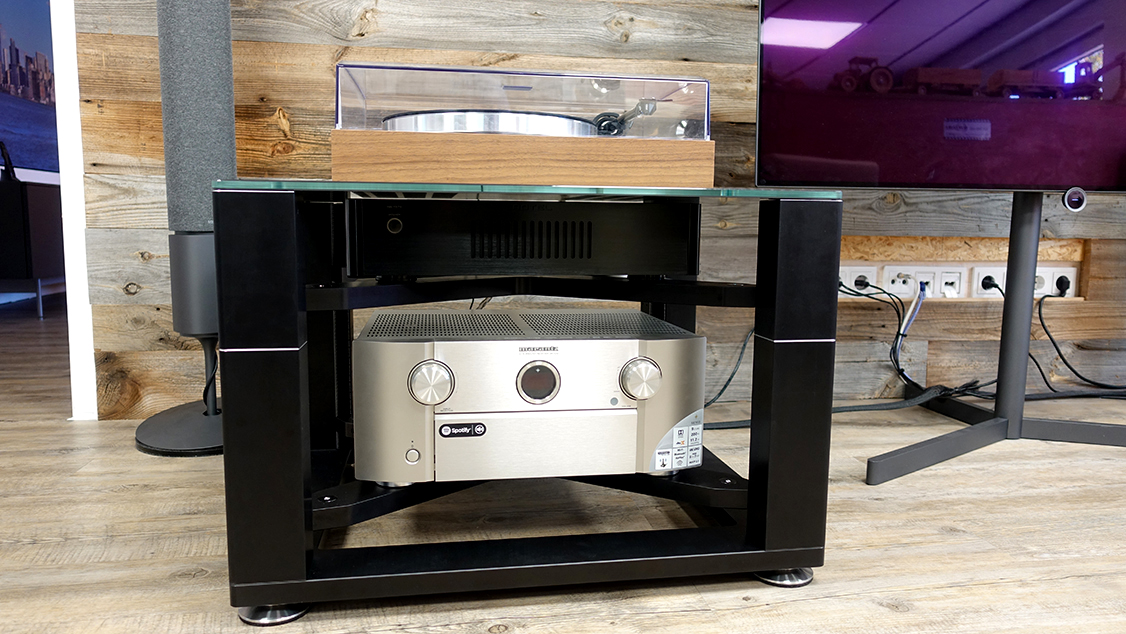 Zur Perfektion gezwungen - unser modulares Hifi Rack MR 1 | Grobi.TV