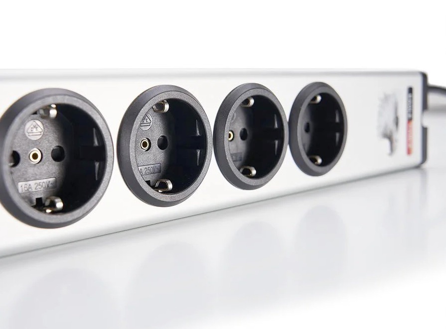 Eagle Cable Netzleiste ALU6 | Für Hifi, High End und Heimkino Anlagen