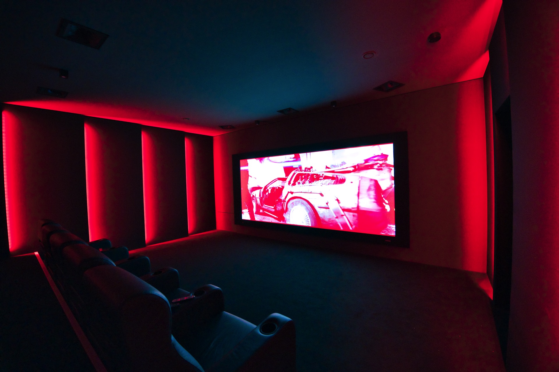 Das Eifel-MAXX Heimkino ist wirklich MAXX. Unser Team hat wieder geplant und gebaut.