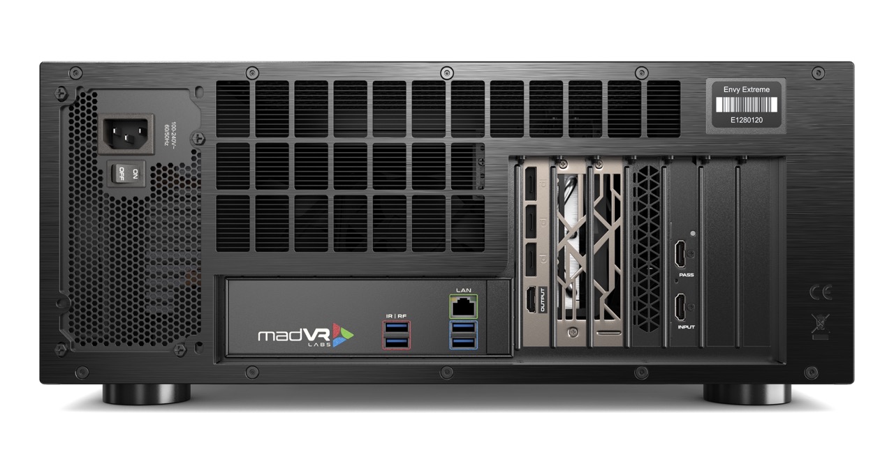 Gross-madVR-Envy-MK2-Rear madVR Envy Extreme MK2 Anschlüsse