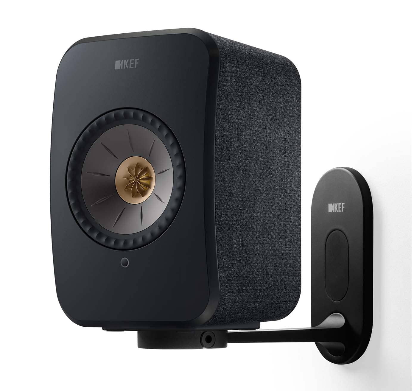 GrobiTV - KEF B1 Wandhalterung für KEF LSX II Schwarz - Frontansicht einzeln mit Lautsprecherbeispiel Carbon Schwarz