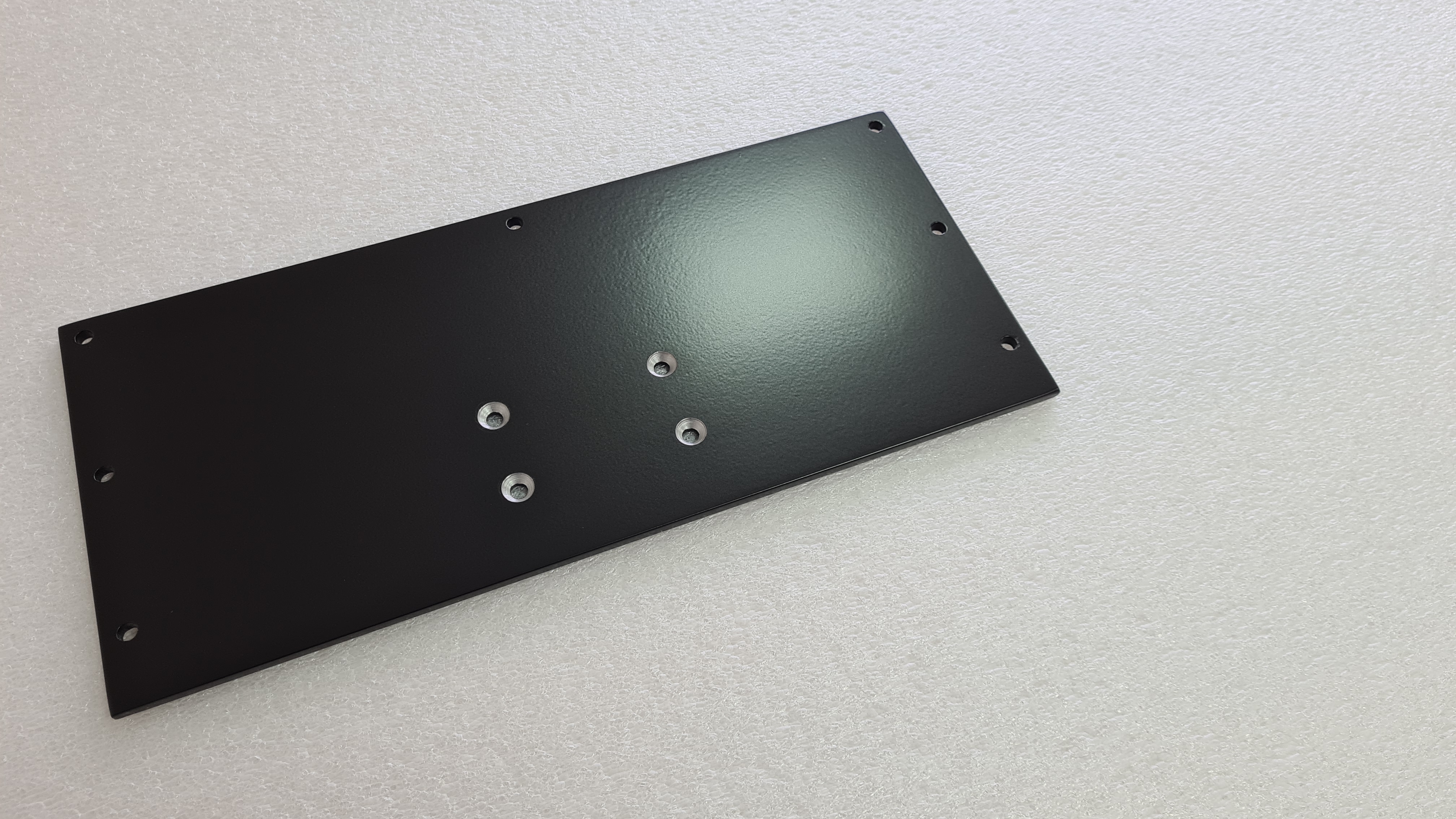 20220222_115547 Modline VERTIX TV-Lift TV-Halterung - Frontalansicht 02