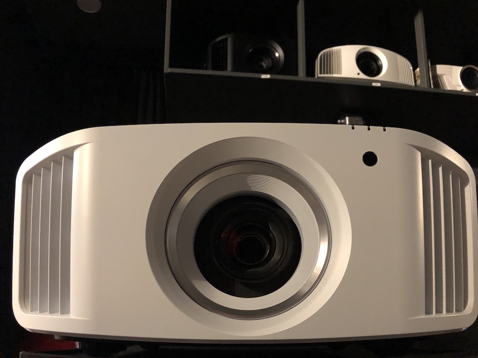 JVC Projektoren im Spiegel der Fachpresse - N5 und NX 9