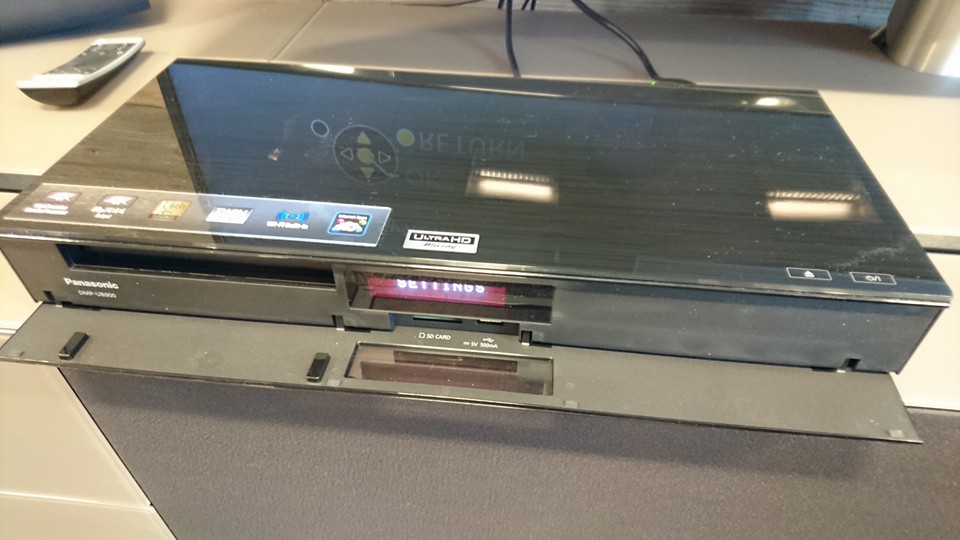 Neue Informationen zu der Verfügbarkeit des PANASONIC ULTRA HD Blu-ray Spielers