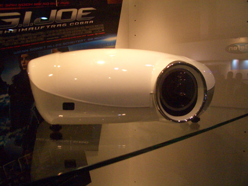 hc7000whiteifa2009