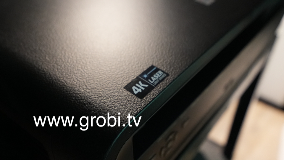 logogrobi Laserprojektor EPSON EH-LS 12000B GROBI-Edition