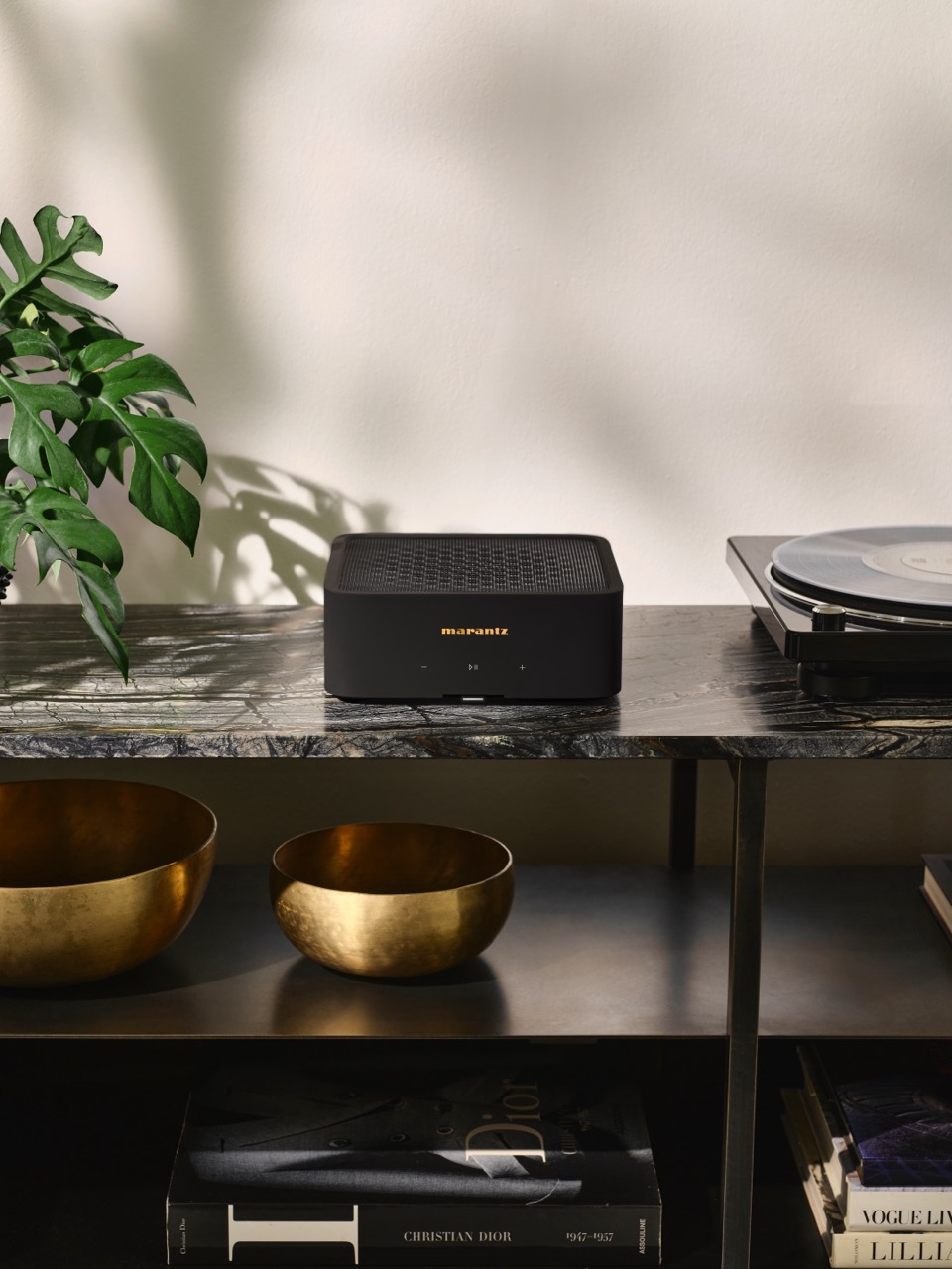 Gross-Marantz-MODEL-M1-Lifestyle-8