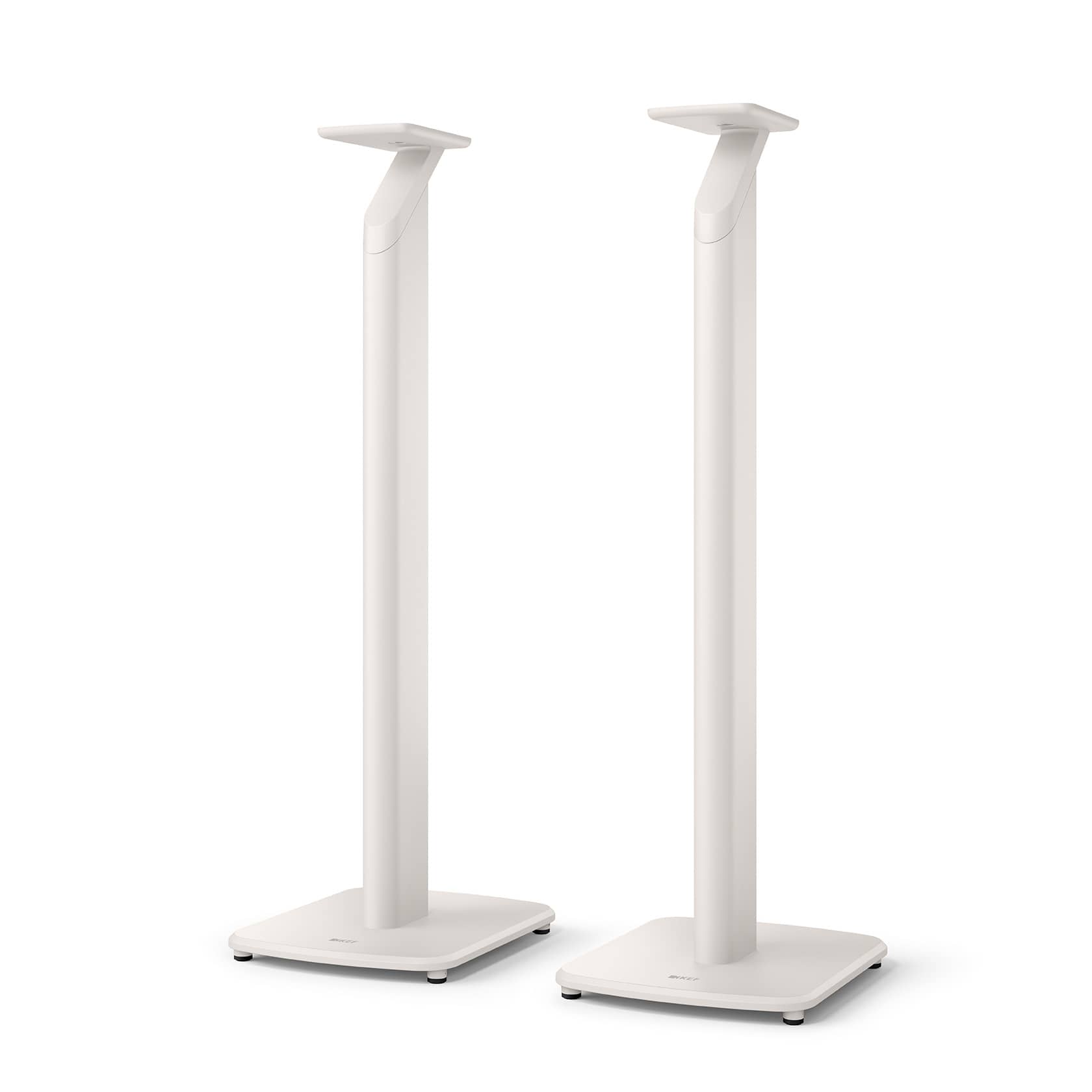S1_in_pair_perspective_Mineral-White GrobiTV - KEF S1 Standfuß für LSX II Mineralweiß - Frontansicht Paar ohne Lautsprecher