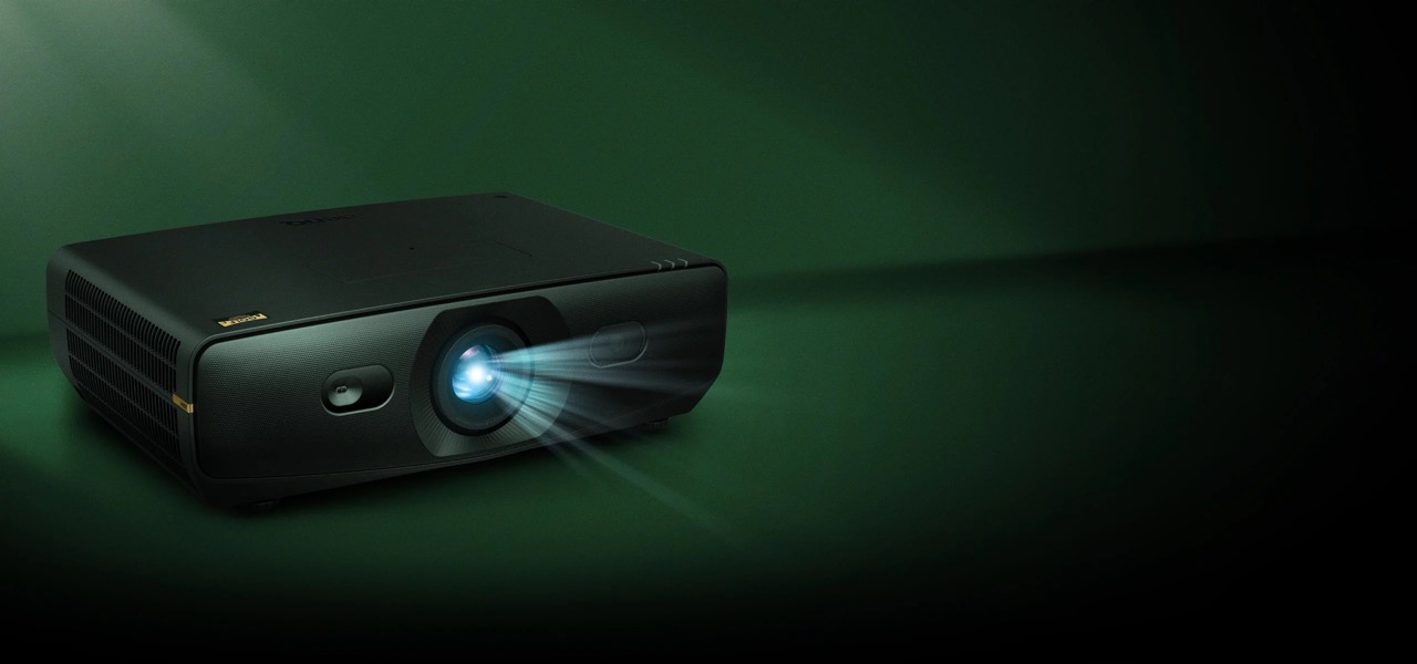 BenQ AK900ST 4K Short-Throw Laserprojektor