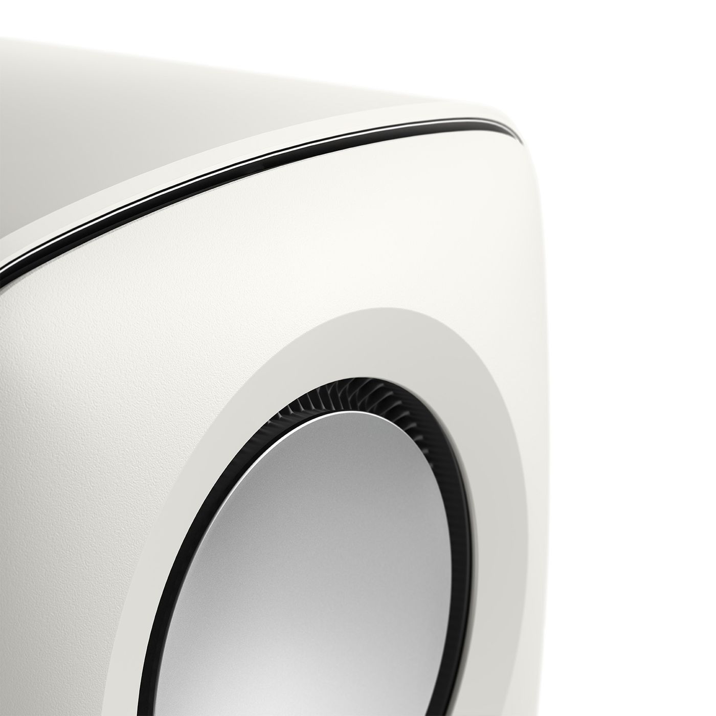 KC62_Mineral-White_closeup2 GrobiTV - KEF KC62 Subwoofer weiß Detailansicht 01
