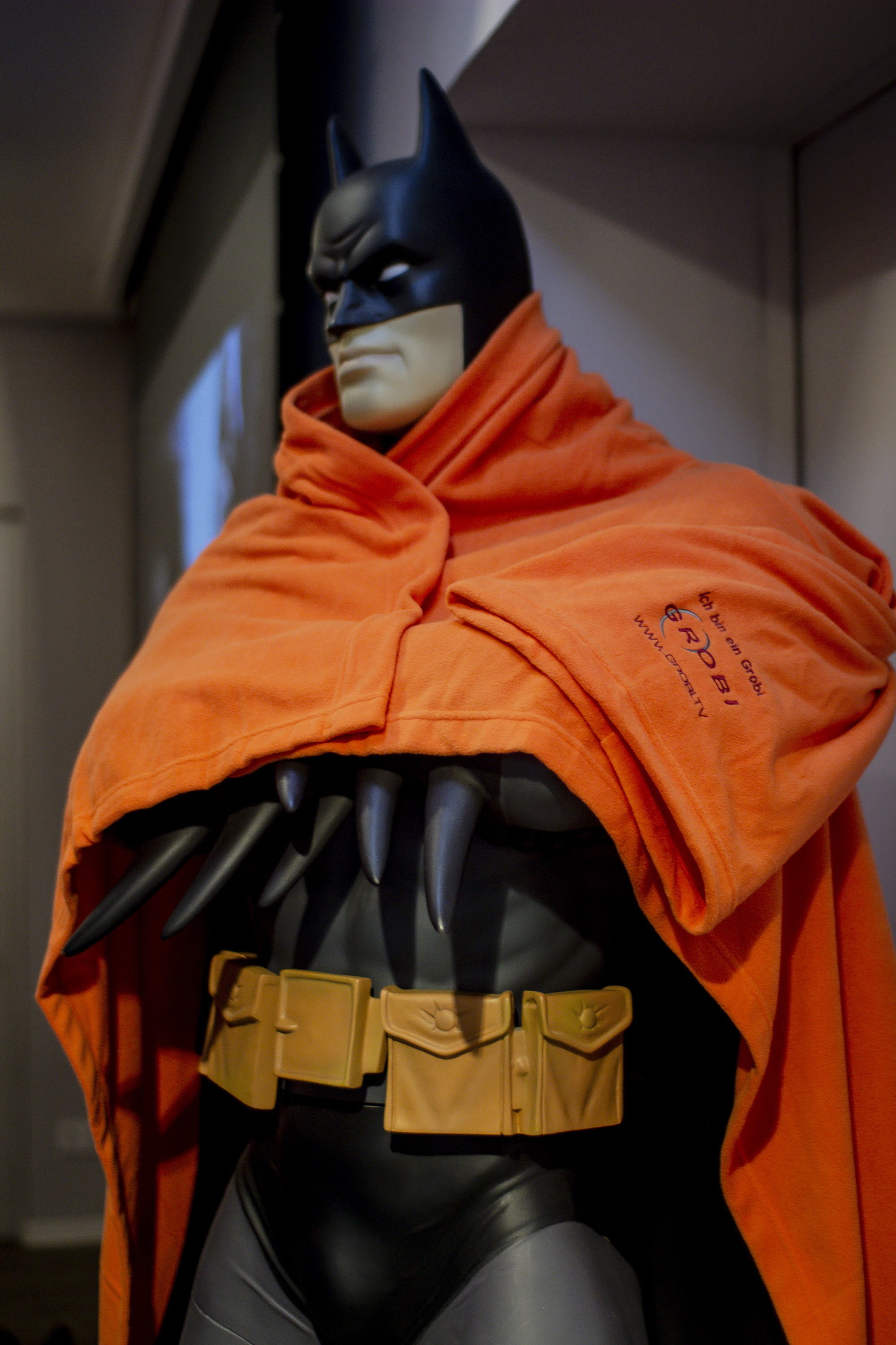 GROBI.TV Kuscheldecke im Batman-Look