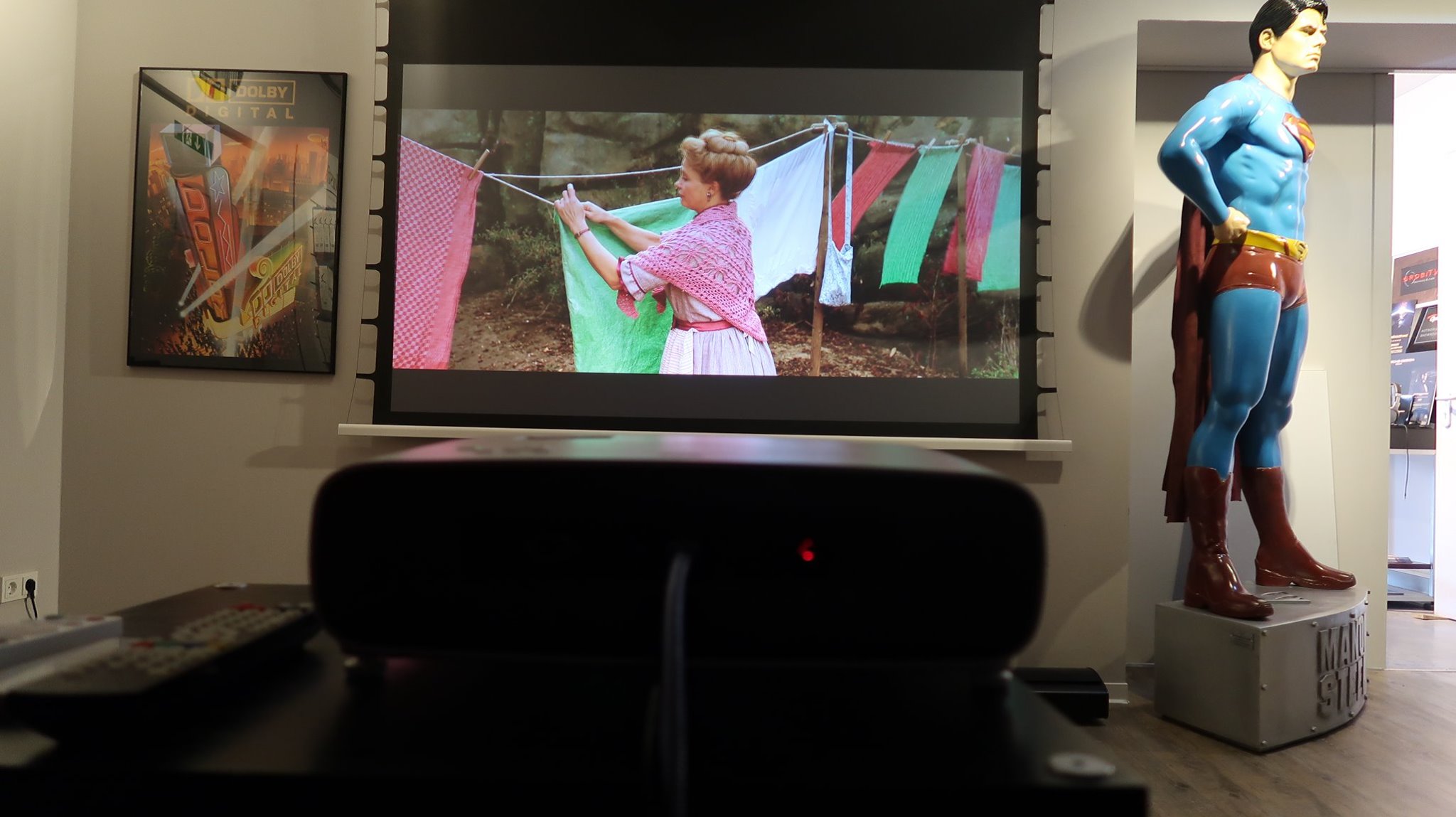BENQ W 2700 & 5700 Projektor bei uns in der Ausstellung!